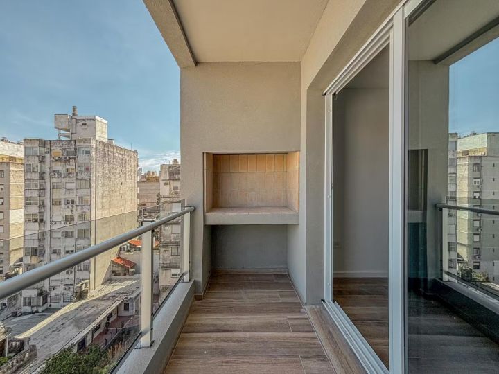 MONOAMBIENTE A ESTRENAR - MORENO 250 -ZONA RIO