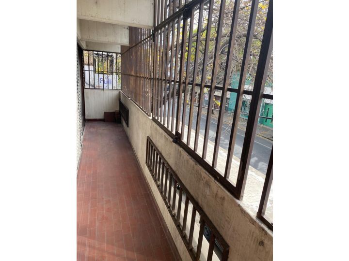 2 DORMITORIOS CON BALCON AL FRENTE - APTO CREDITO - RICCHIERI 1096